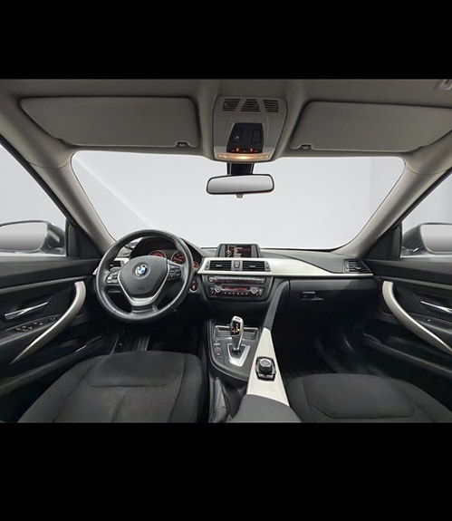 BMW 320d 5 of 17
