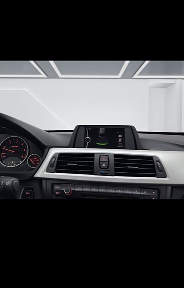 BMW 320d 11 of 17