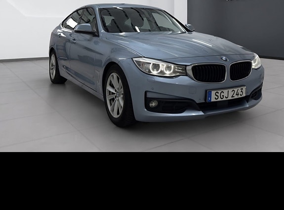 BMW 320d 4 of 17