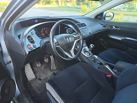 Honda Civic 9 of 16