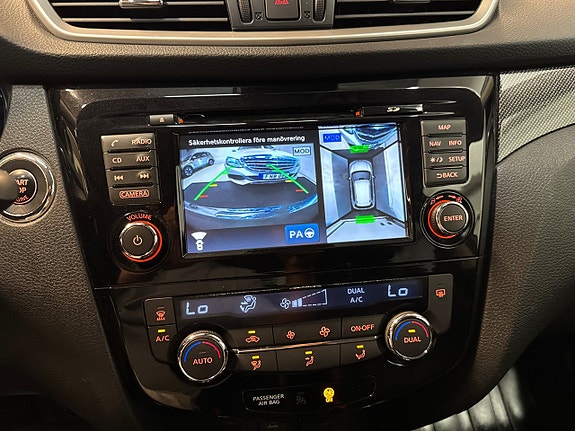 Nissan X-Trail 19 of 27