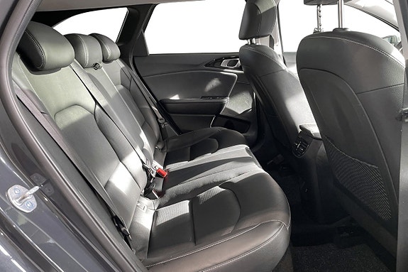 Kia Ceed 15 of 28