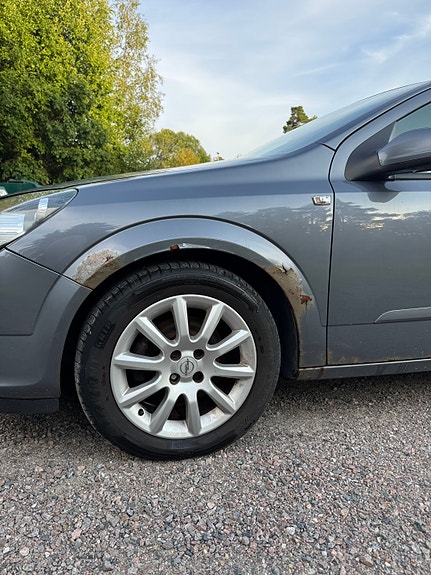 Opel Astra 10 of 13