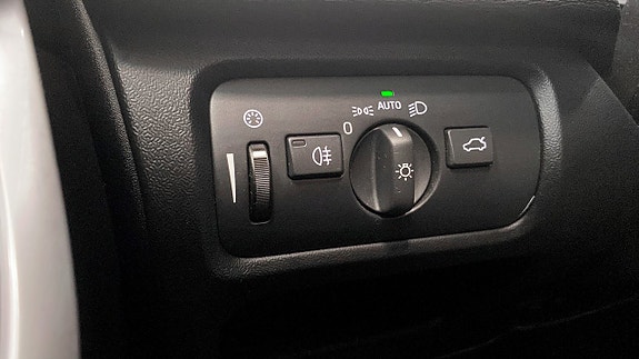 Volvo V40 19 of 20