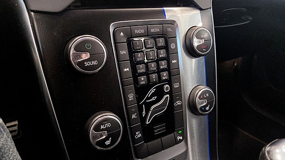 Volvo V40 14 of 20