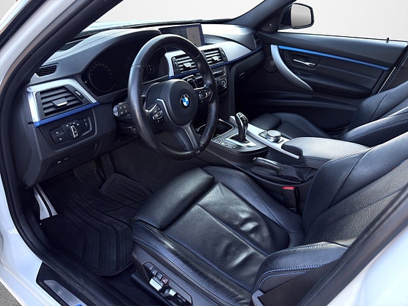 BMW 335d 9 of 18