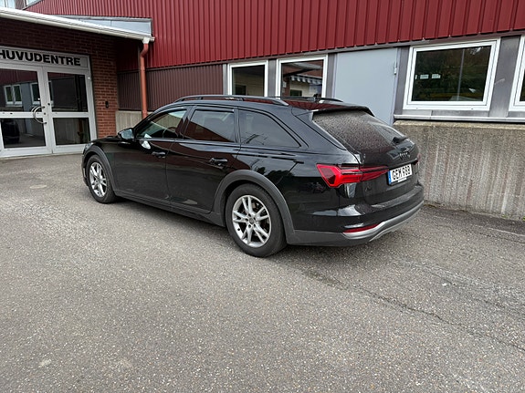 Audi A6 allroad 2 of 3