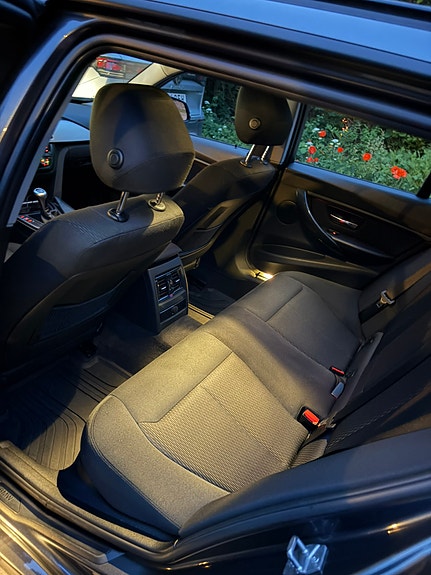 BMW 320d 8 of 8