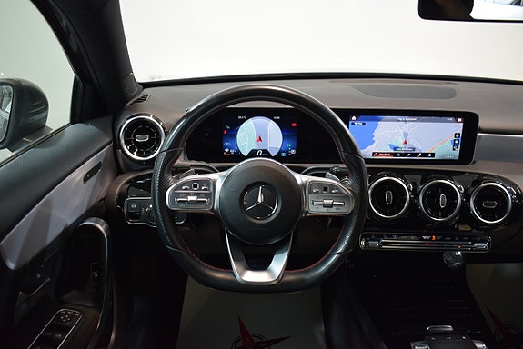 Mercedes-Benz A220 10 of 27