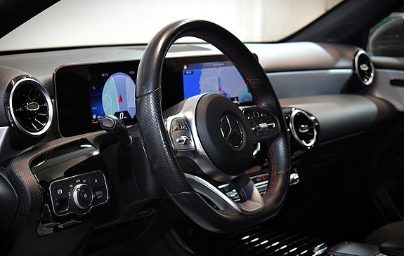 Mercedes-Benz A220 9 of 27