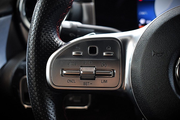 Mercedes-Benz A220 11 of 27
