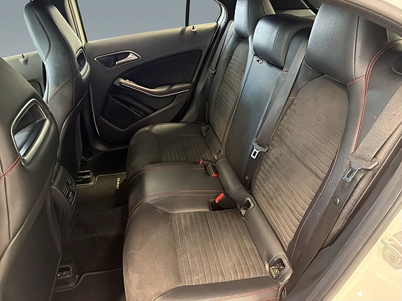 Mercedes-Benz A200 d 5 of 18