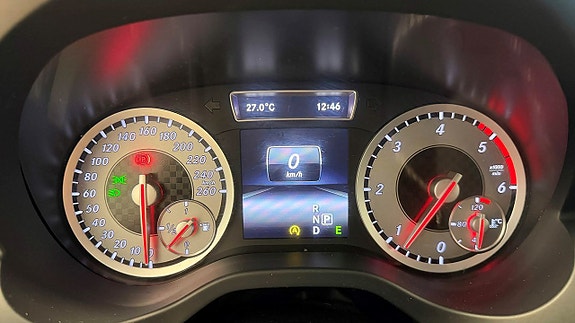 Mercedes-Benz A200 d 13 of 18