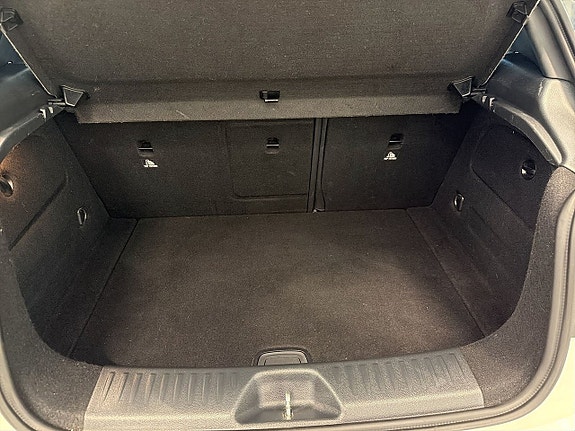 Mercedes-Benz A200 d 7 of 18