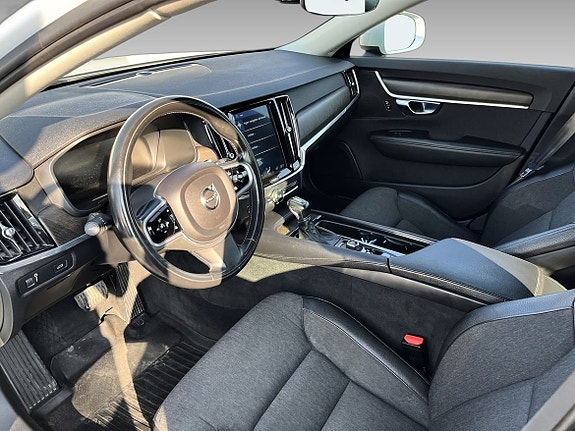 Volvo V90 Cross Country 10 of 19