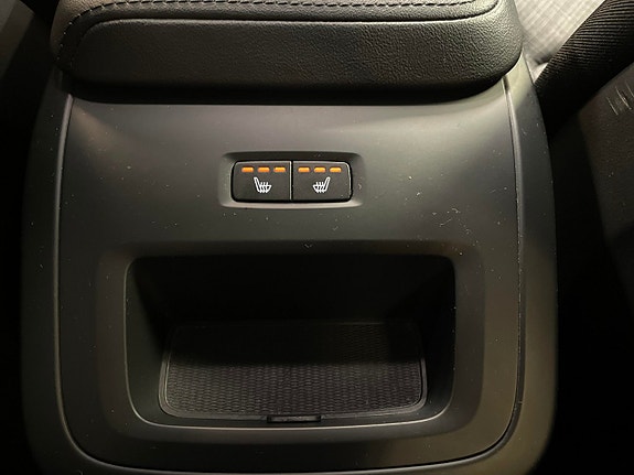 Volvo XC60 19 of 24