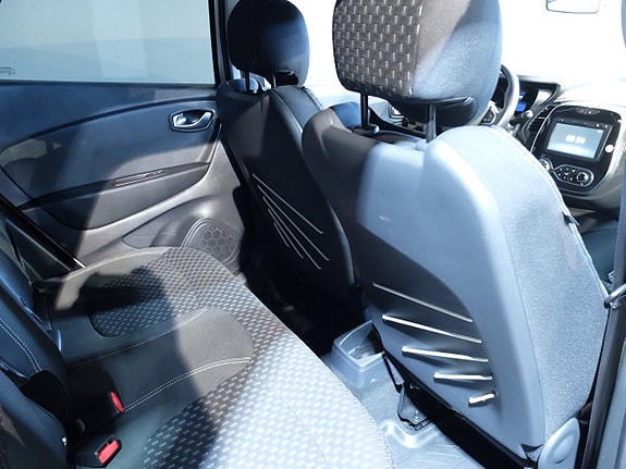 Renault Captur 7 of 9