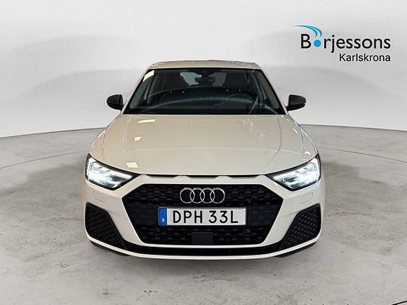 Audi A1 5 of 17