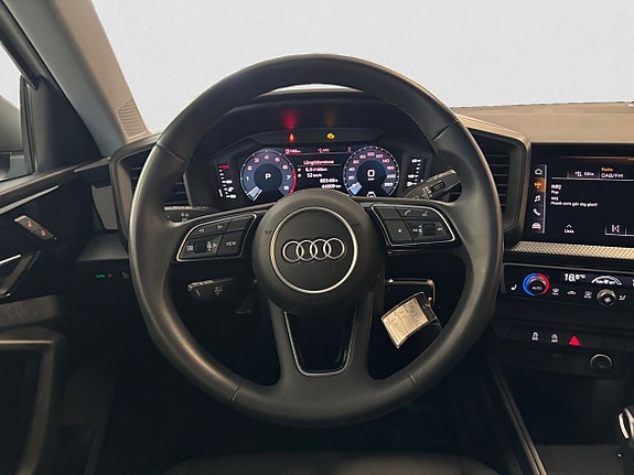 Audi A1 10 of 17