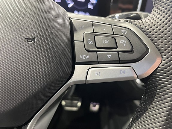 Volkswagen Tiguan 13 of 19