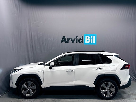 Toyota RAV4 4 of 27