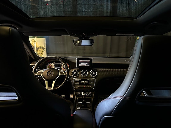 Mercedes-Benz A200 15 of 28