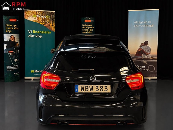 Mercedes-Benz A200 4 of 28