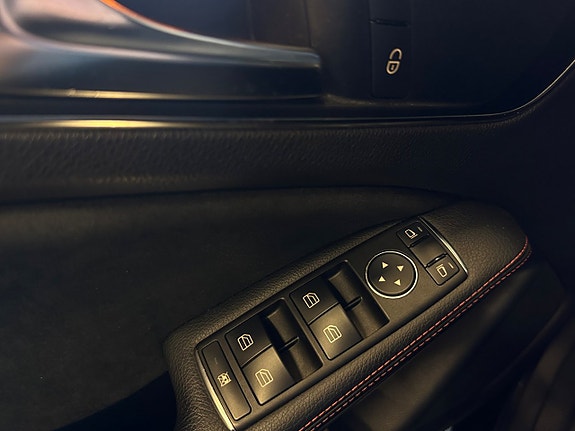 Mercedes-Benz A200 27 of 28