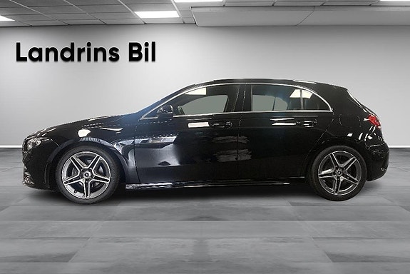 Mercedes-Benz A180 4 of 16