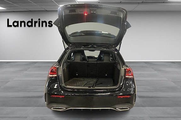 Mercedes-Benz A180 14 of 16
