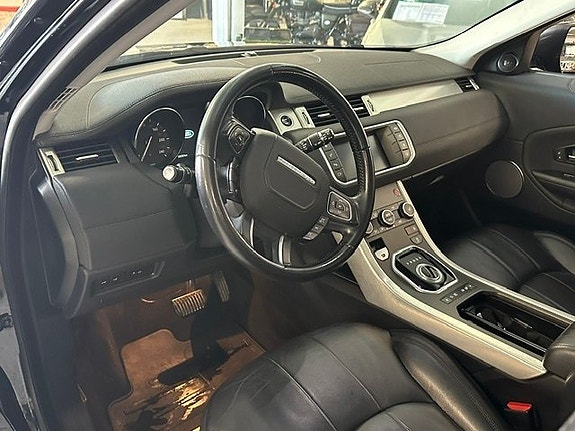 Land Rover Range Rover Evoque 2 of 12