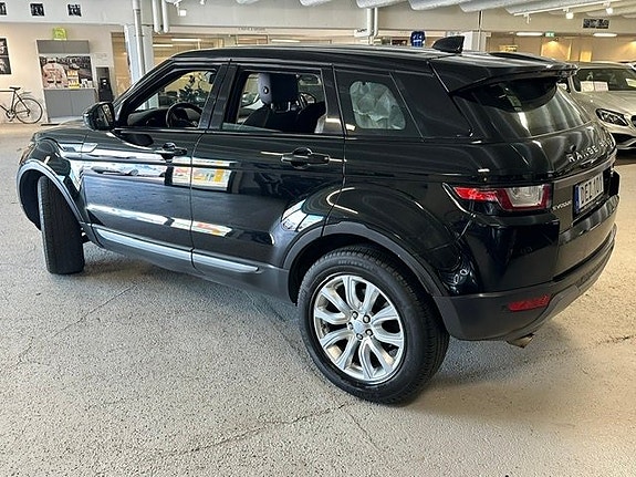 Land Rover Range Rover Evoque 6 of 12