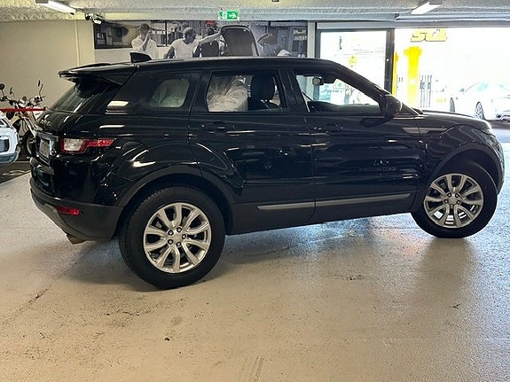 Land Rover Range Rover Evoque 5 of 12