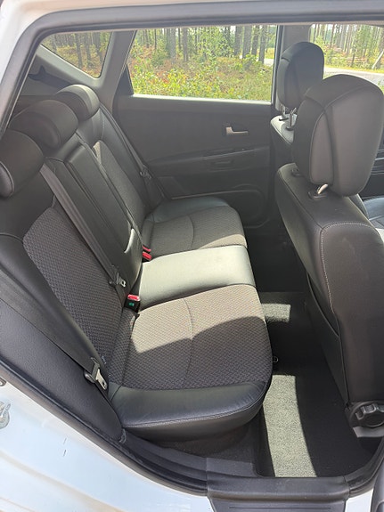 Kia Ceed 5 of 8