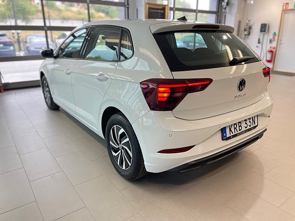 Volkswagen Polo 7 of 17