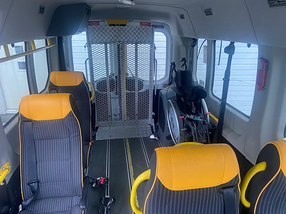 Ford Transit 7 of 8