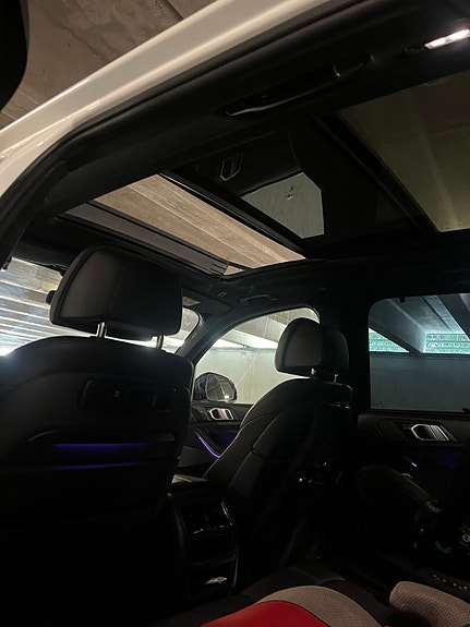 BMW X5 9 of 11