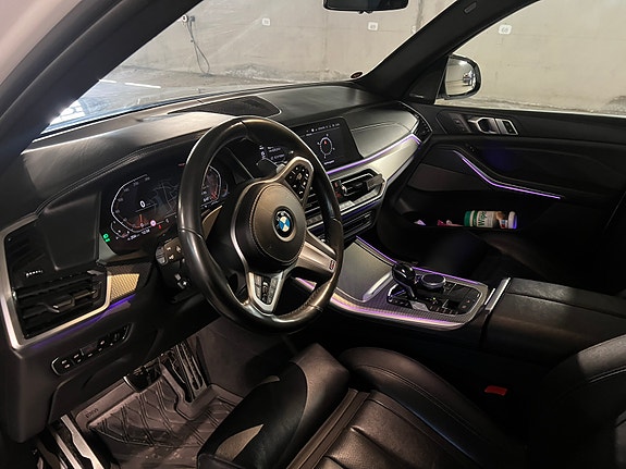 BMW X5 2 of 11
