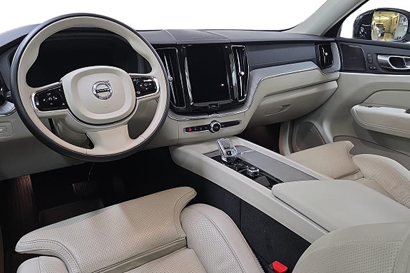 Volvo XC60 4 of 30