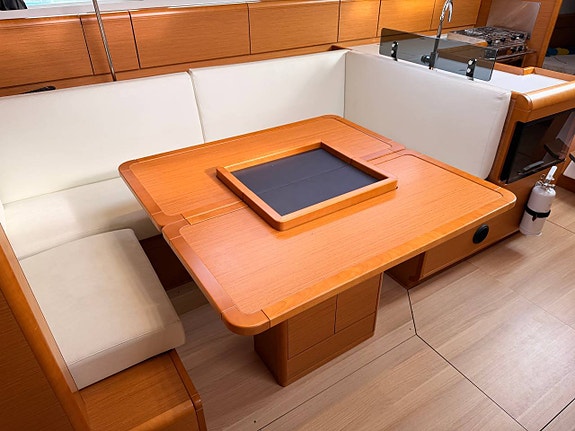 Jeanneau Sun Odyssey 409 - 2015 6 of 12