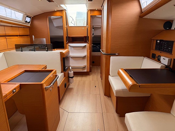 Jeanneau Sun Odyssey 409 - 2015 5 of 12