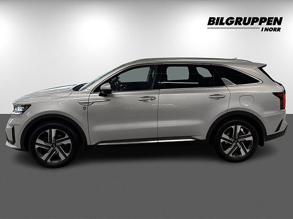 Kia Sorento 5 of 22