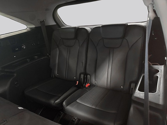 Kia Sorento 18 of 22