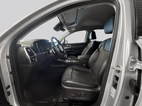 Kia Sorento 9 of 22