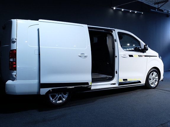 Opel Vivaro 4 of 13