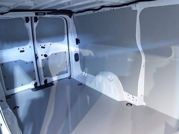 Opel Vivaro 12 of 13