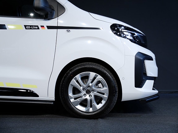 Opel Vivaro 5 of 13