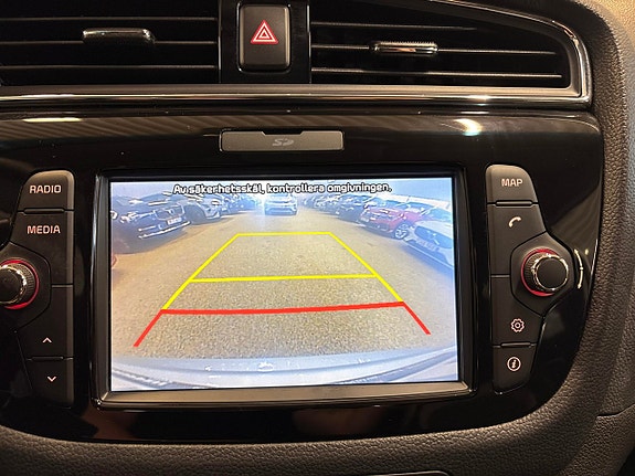 Kia Ceed 16 of 18