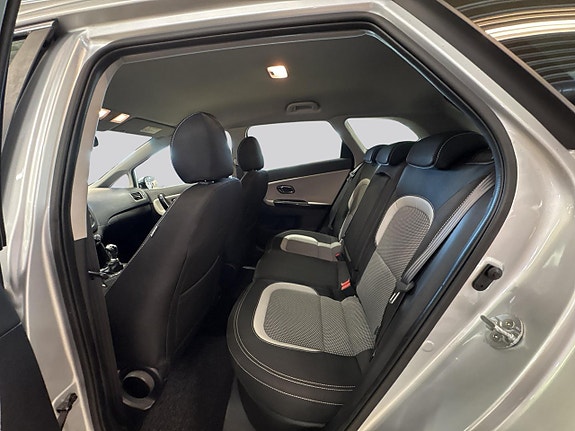Kia Ceed 9 of 18