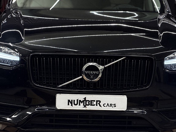 Volvo XC90 4 of 27